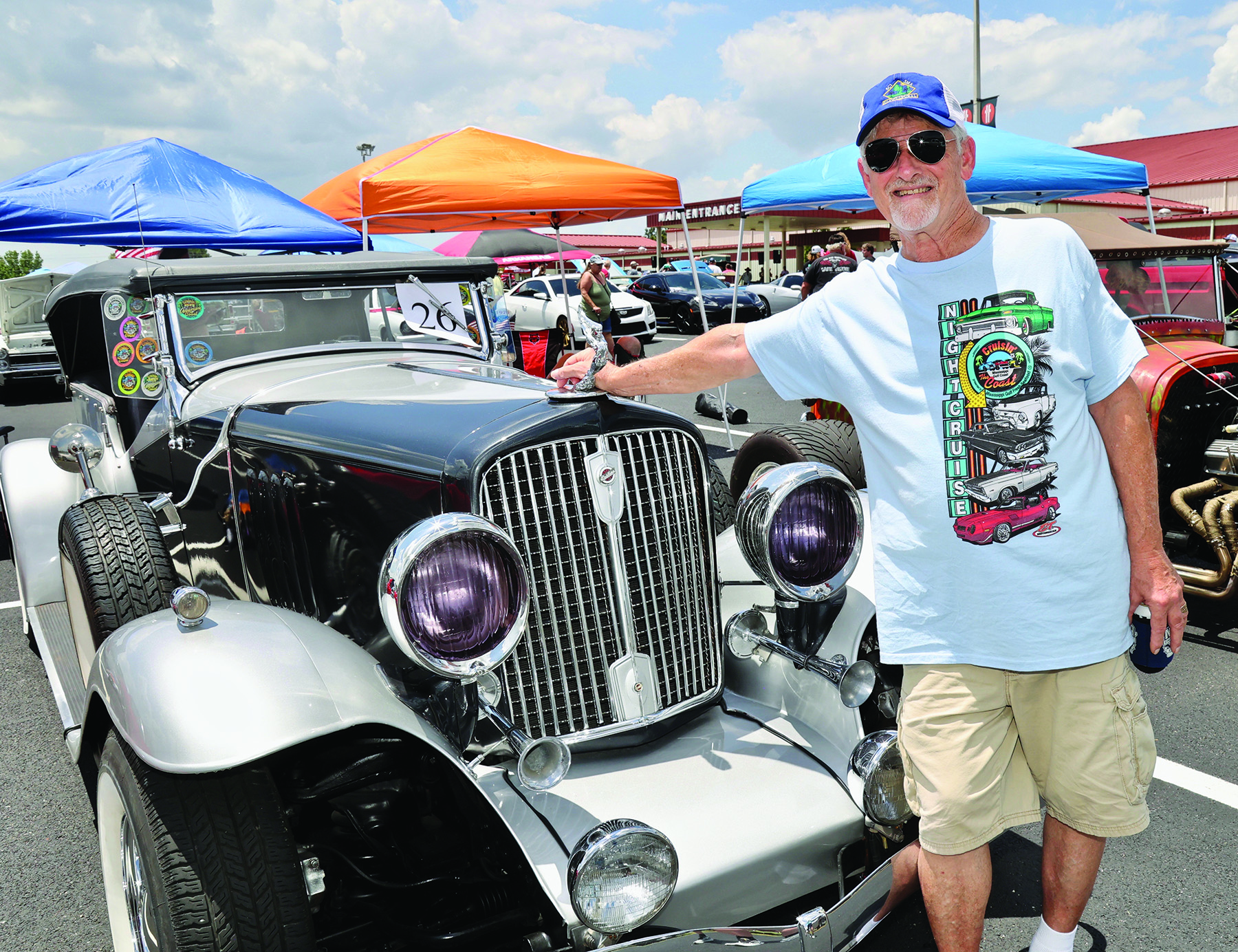 Car Show Benefits DARE Program